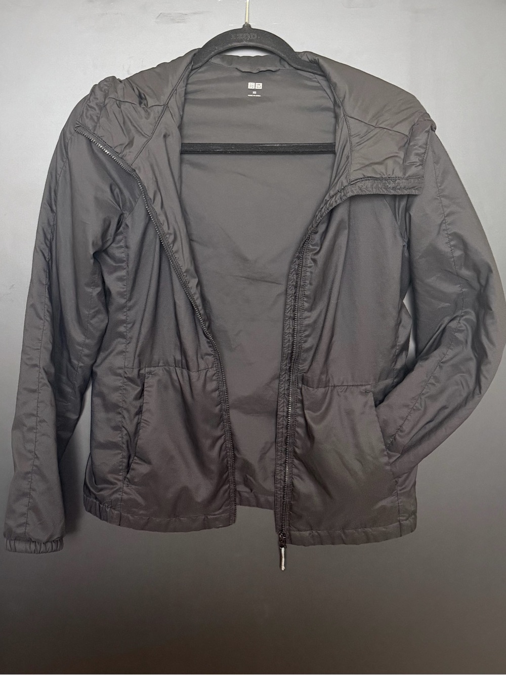 UNIQLO Women’s Ultra Lightweight Black Hooded Jacket